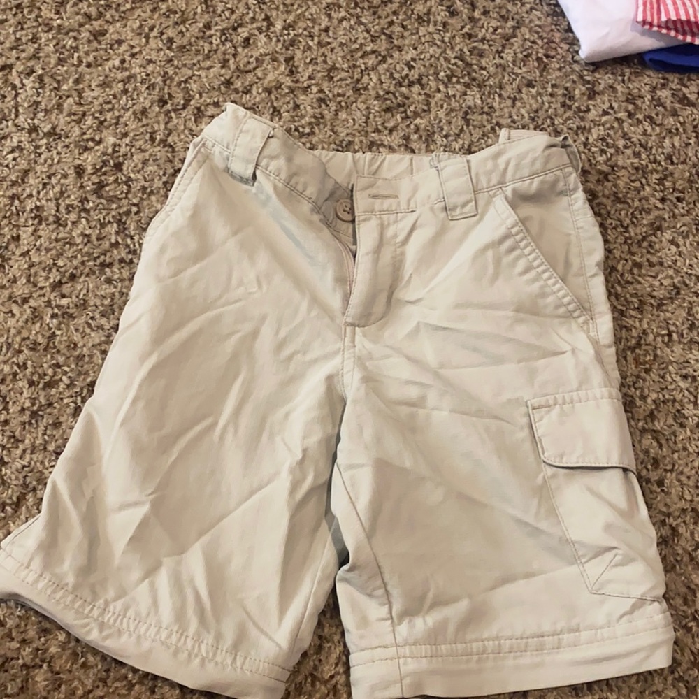 Boys Columbia shorts size 4/5